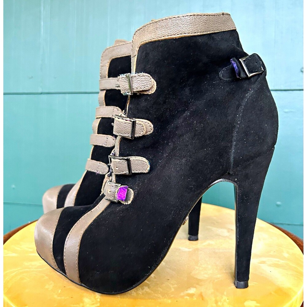 Black Rooster Black/Gray Suede Ankle Boots Buckle Platform Stiletto 8.5 Punk
